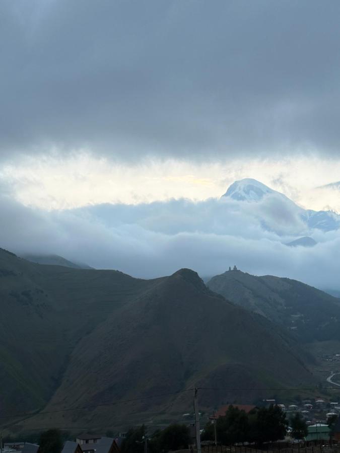 Villa Lonely Mountain à Kazbegi Extérieur photo