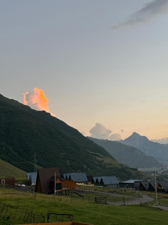 Villa Lonely Mountain à Kazbegi Extérieur photo
