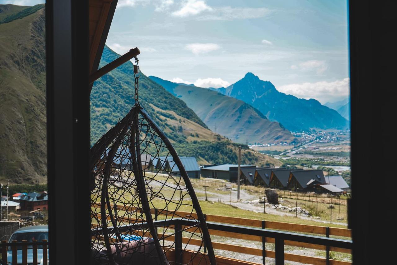 Villa Lonely Mountain à Kazbegi Extérieur photo